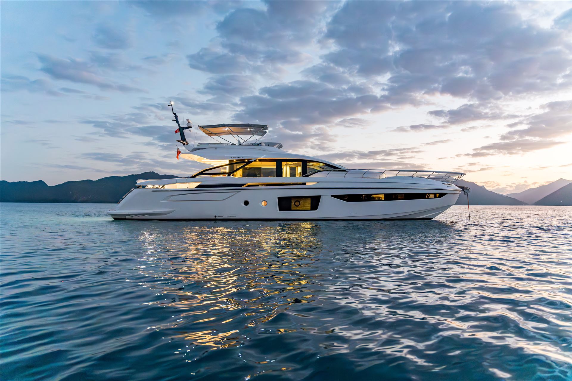 azimut s8 2024 (4)Yorq